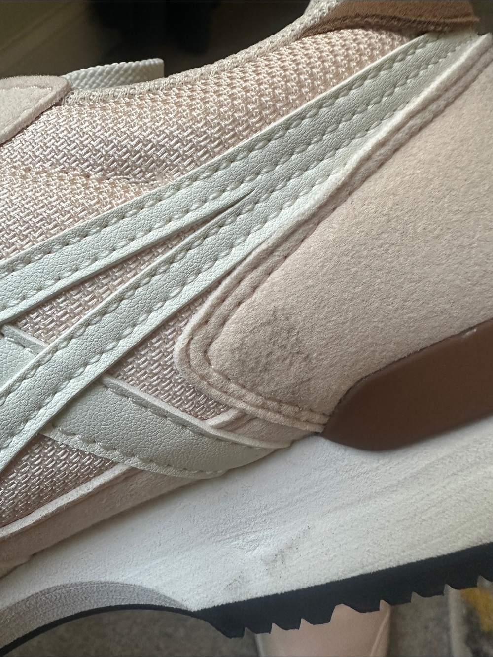 Onitsuka Tiger Pink Retro Runner Lifestyle Low‎ Alvarado Sneakers - Picture 5 of 5